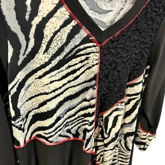 Cover Charge animal print top size M - Picture 3 of 6